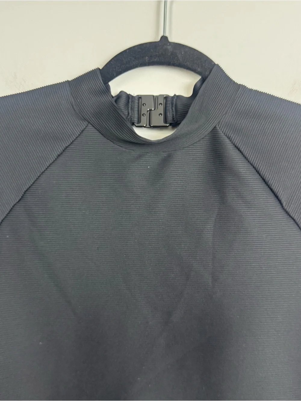 J.CREW | NEW Black Long-Sleeve Open-Back Rash Guard Swimsuit Women’s Size 6